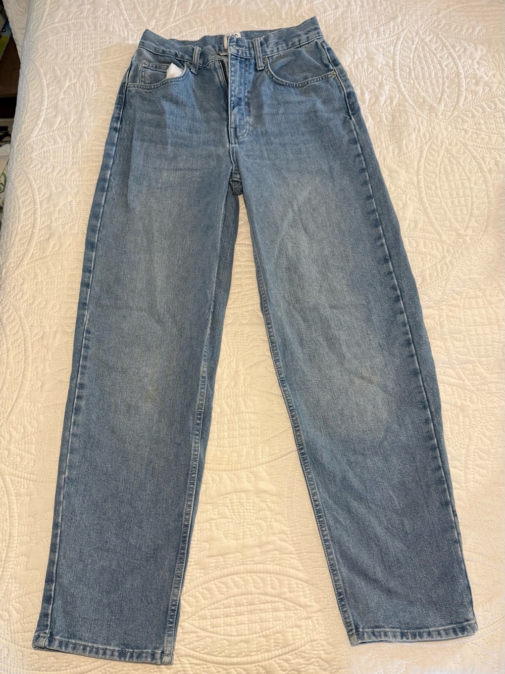 BDG High-Rise Baggy Straight Leg Jeans in Light Blue Wash